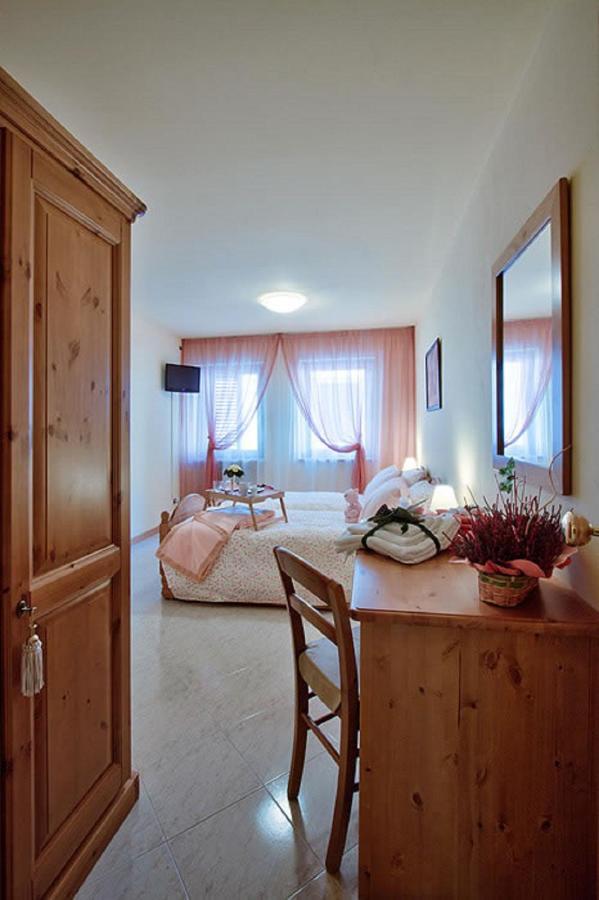 Pergola Rooms Tolmezzo Eksteriør billede